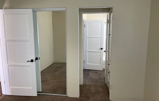 Single Car Garage for Rent