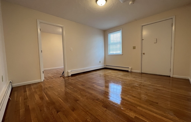 4 APPLETON ST