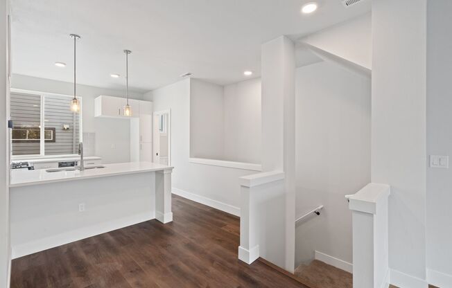 2 beds, 2.5 baths, 1,146 sqft, $2,995, Unit 7828-102