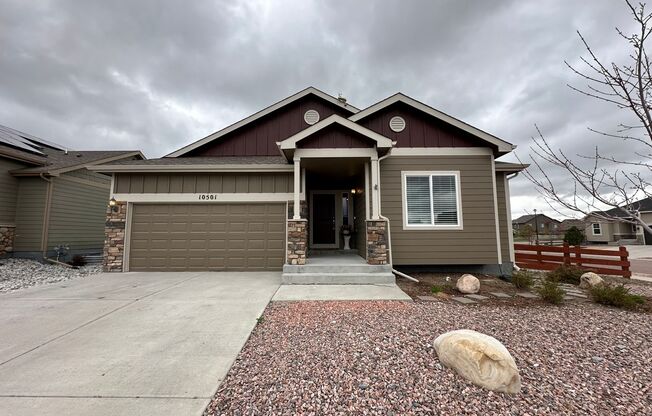 Stunning 5 Bed 3 Bath Home in Meridian Ranch!!