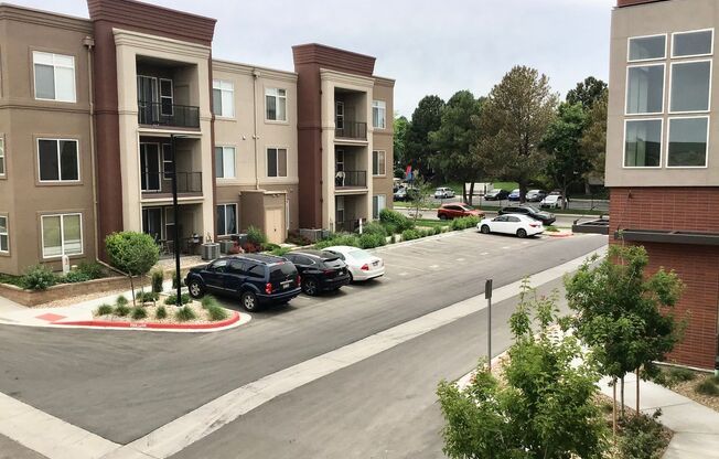 2 beds, 2 baths, $1,900, Unit # 206