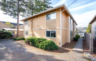 Charming Ground-Level 2-Bedroom Apartment in Tacoma