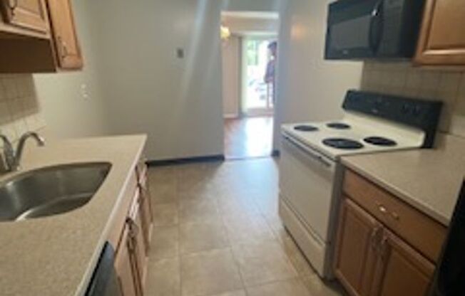 1 bed, 1 bath, 780 sqft, $1,350, Unit Unit 501