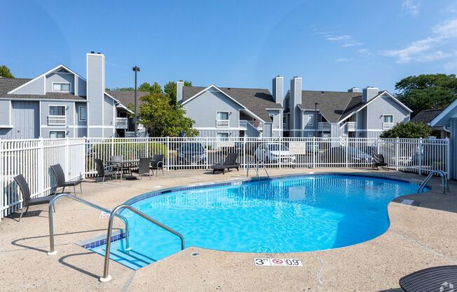 Studio, 1 bath, 540 sqft, $1,050, Unit 121