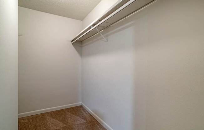 Lakeshore Landing Closet