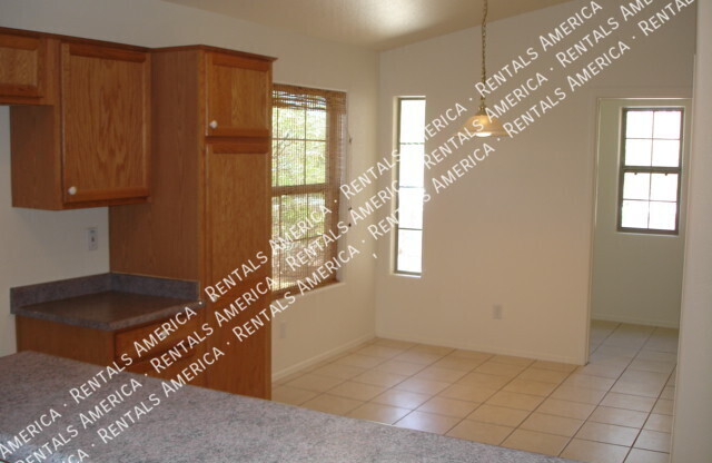 17463 W ROCK WREN CT