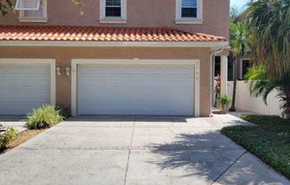 3 beds, 2.5 baths, $4,000