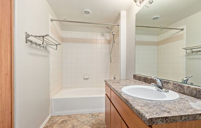 1 bed, 1 bath, $1,575