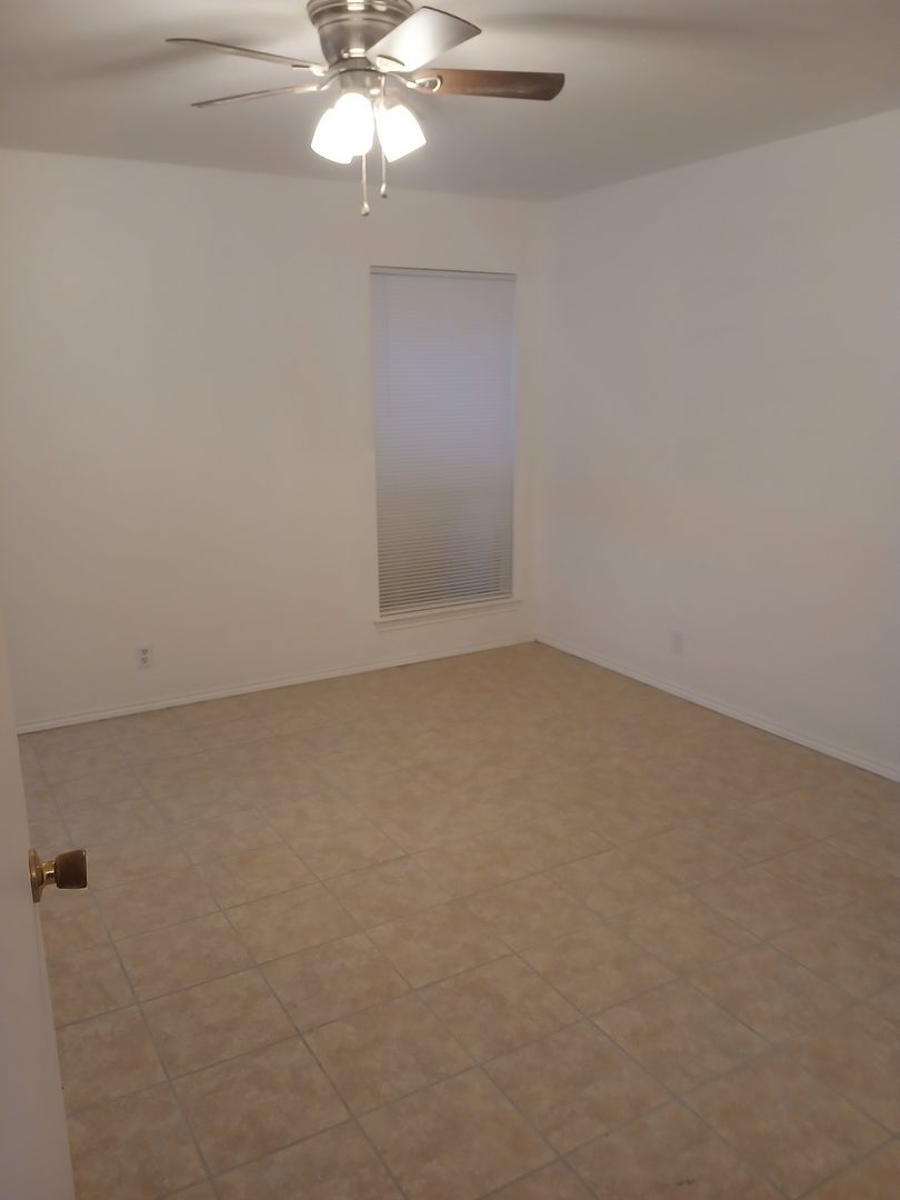 3305 Fallmeadow