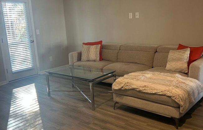 2798 LAUREL RDG CIR