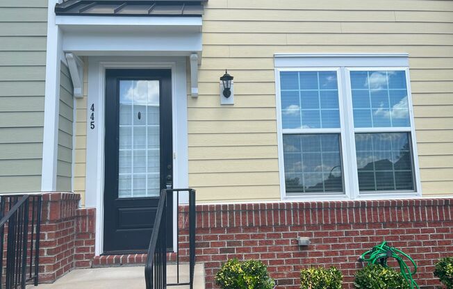 3 Bed | 2.5 Bath Townhouse with Loft in Wake Forest