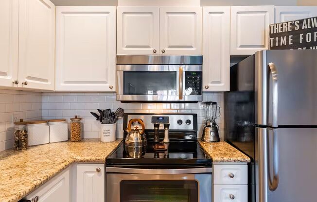 1 bed, 1 bath, 714 sqft, $3,900, Unit 111