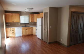 3 beds, 2 baths, $1,850