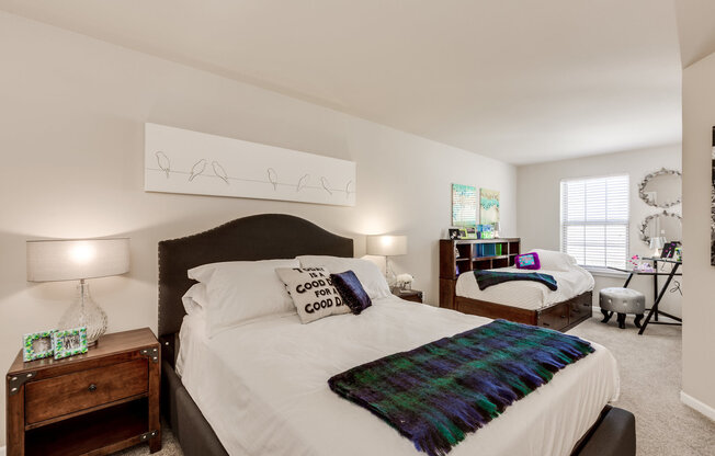3 beds, 2.5 baths, 1,862 sqft, $2,940, Unit 1603