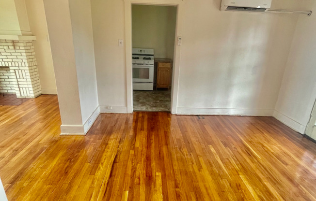 2357 Brownsville Road (Full Service)