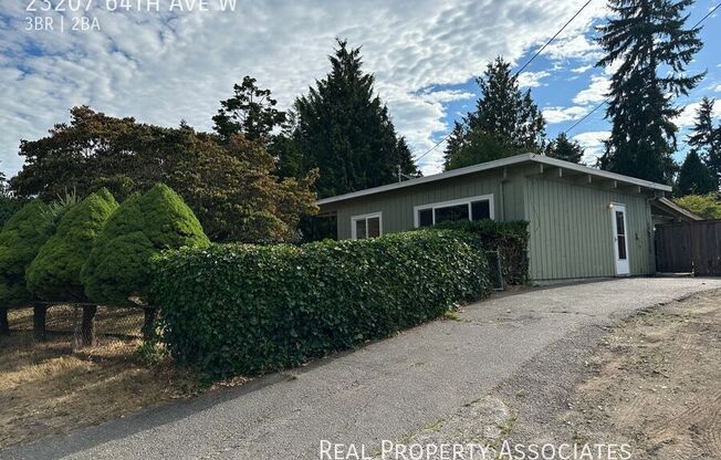 23207 64 AVE W