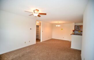 2 beds, 2 baths, 1,040 sqft, $1,640, Unit 00 - 735104