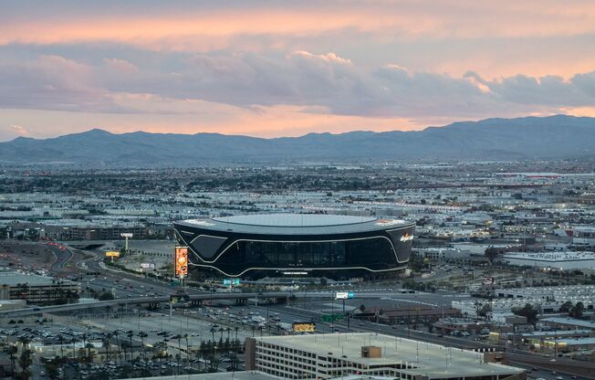 1 bed, 1.5 baths, $5,995, Unit #3902