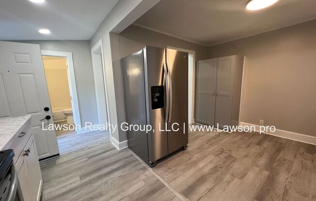 2 beds, 1 bath, $1,195