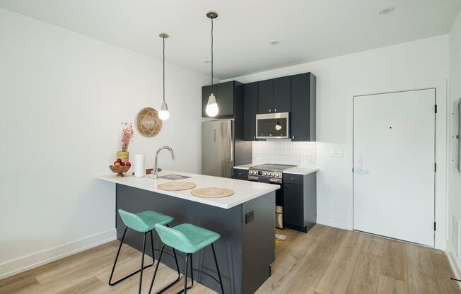 1 bed, 1 bath, 608 sqft, $1,499, Unit Unit 304