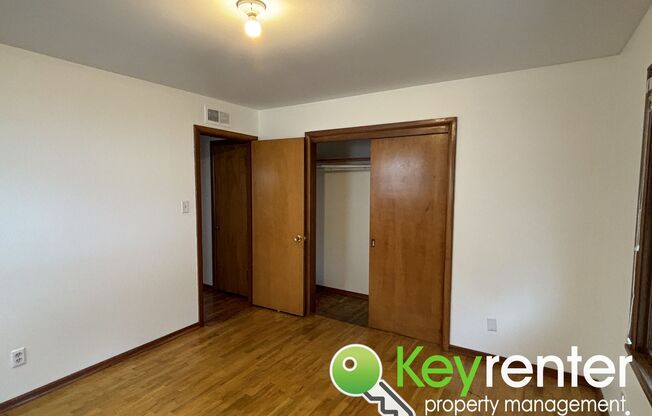 3 beds, 1 bath, $2,250