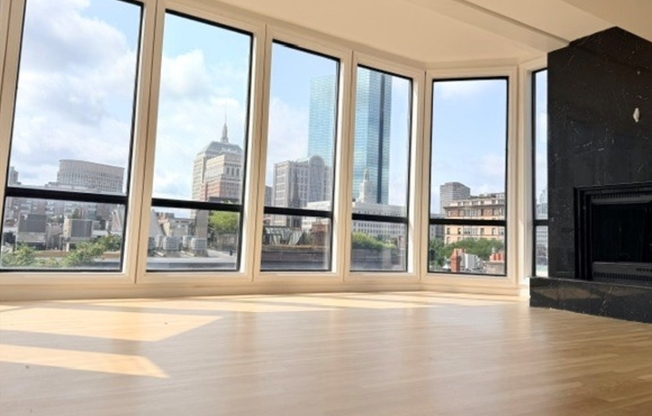 2 beds, 3 baths, $6,300, Unit PHR