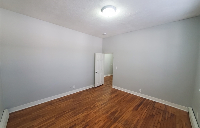 10 ABBOTTSFORD