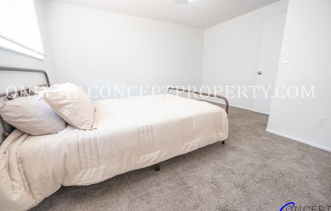 2 beds, 1 bath, 930 sqft, $1,249, Unit 56