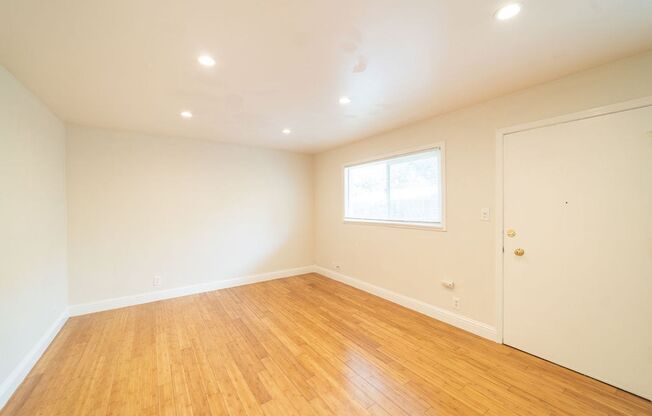 1128 - 1130 Bancroft