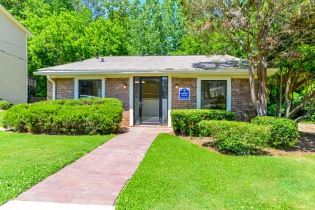 Stonetree Leasing Office