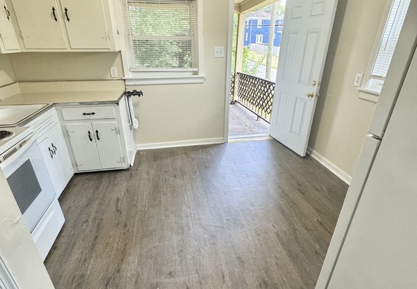 2016 4 AVE