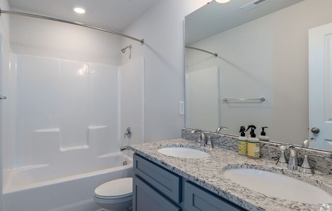 3 beds, 2.5 baths, 1,407 sqft, $2,200, Unit 5149