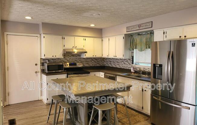 6685 HEARTH CT