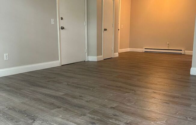 1093 Main Street