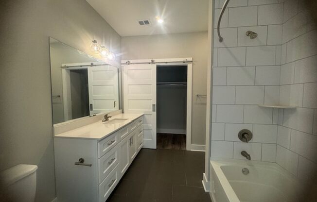 1 bed, 1 bath, 870 sqft, $1,695