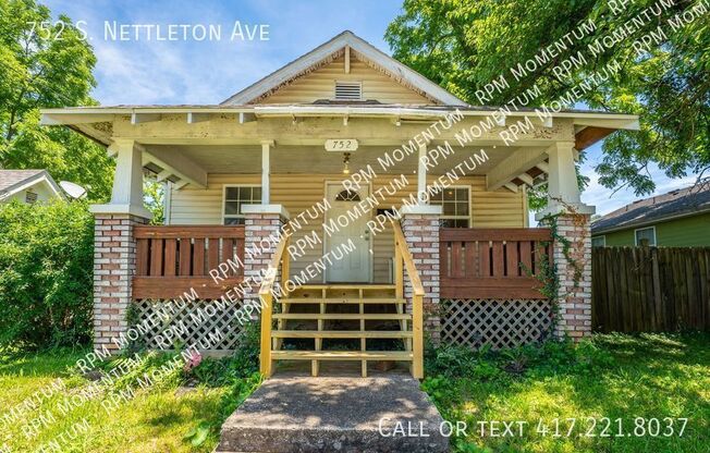 752 S NETTLETON AVE