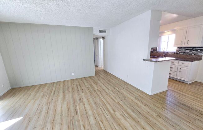 2 beds, 2 baths, 1,000 sqft, $3,195, Unit 205