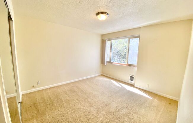 2 beds, 1 bath, 700 sqft, $2,495, Unit 104