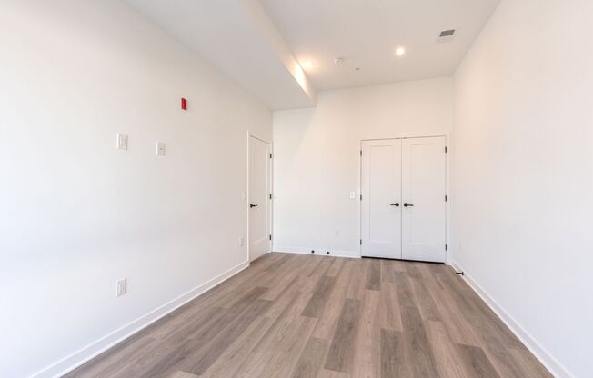 1 bed, 1 bath, 700 sqft, $1,650, Unit 408