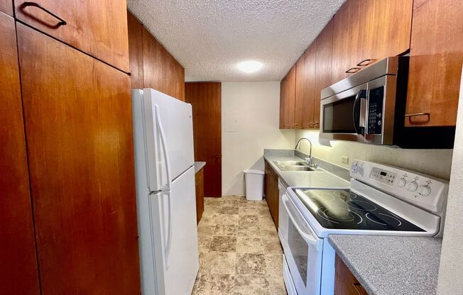 1 bed, 1 bath, $2,550, Unit # 506