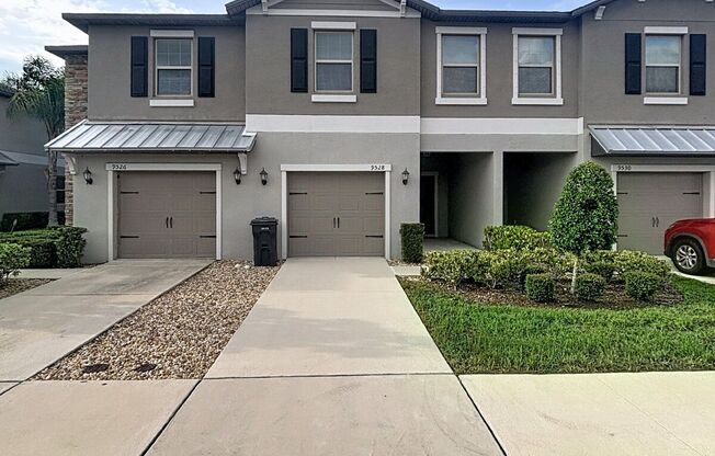 9528 PEMBROOKE PNES DR