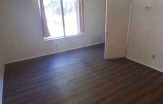 WALK TO NAU! 1 Bedroom Condo at University Meadows - $1,450.00