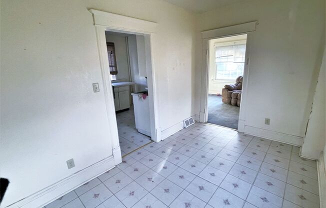 2 beds, 2 baths, $850