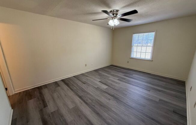 2 beds, 2 baths, 1,200 sqft, $1,395, Unit 406-4