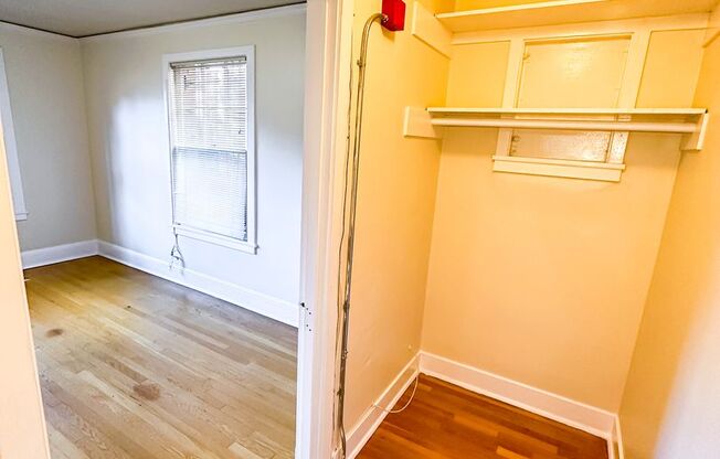 Studio, 1 bath, 365 sqft, $995, Unit 111