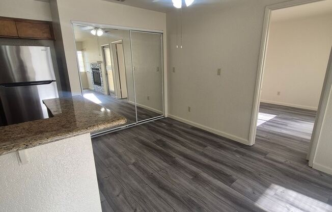 2 beds, 1 bath, 825 sqft, $1,800, Unit 203
