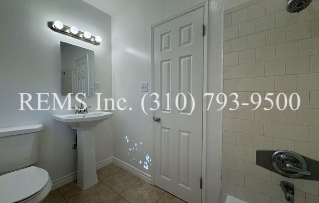 1 bed, 1 bath, 700 sqft, $1,650