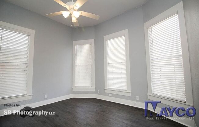3 bedroom 2 bath in Highland!
