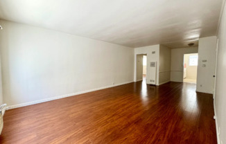 1 bed, 1 bath, 700 sqft, $1,790, Unit 4