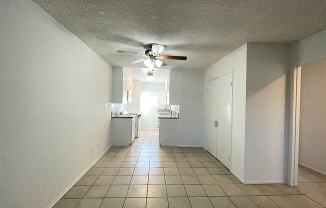 2 beds, 2 baths, 985 sqft, $2,175, Unit 082#05